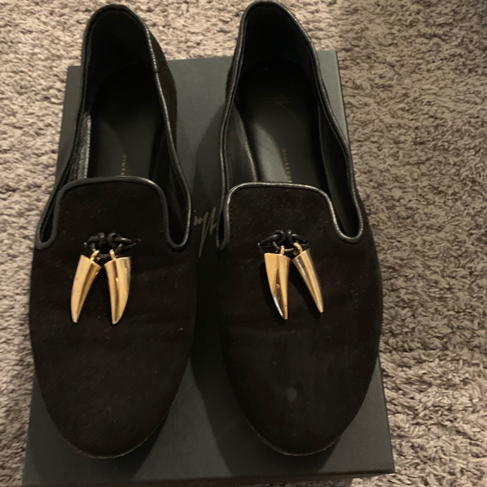 Giuseppe Zanotti flats